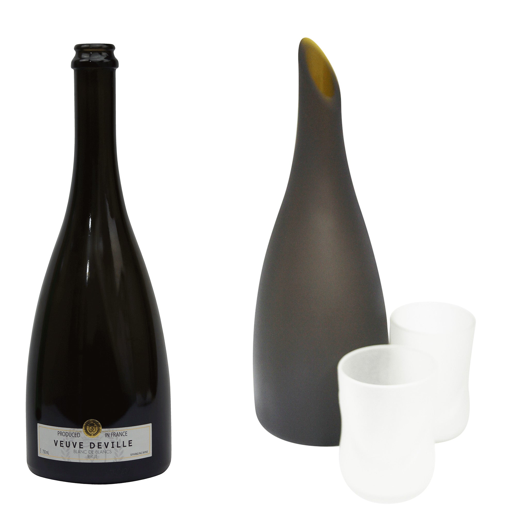 This exquisite carafe is perfect for high-end restaurants and discerning homeowners and elevates every pour into an eco-conscious statement.