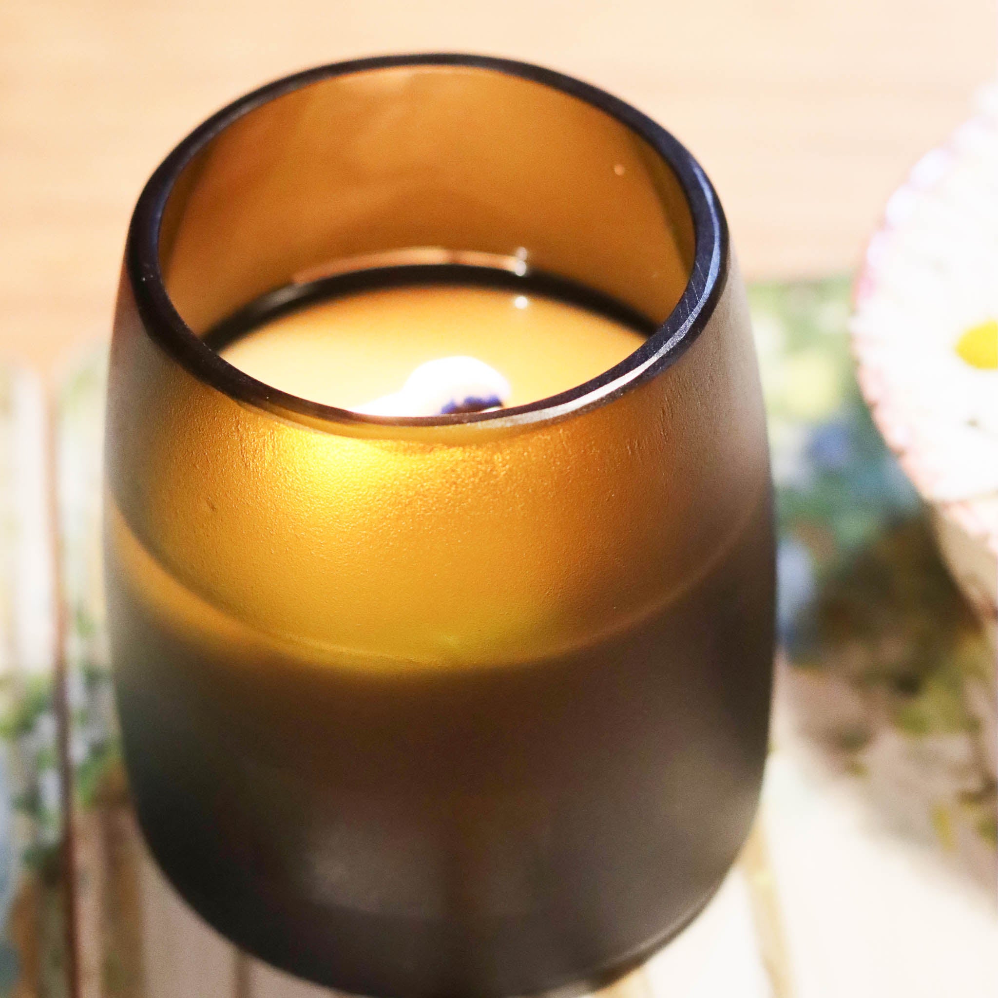 The prestige candle vase showing the flickr with Illuminated  candlelight.